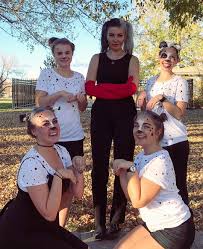 Maybe you would like to learn more about one of these? 45 Unique Best Friend Halloween Costumes Diy Bff Costumes 2021