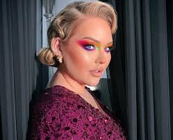 • nikkie de jager , better known as beauty influencer nikkietutorials , is speaking her truth. Nikkietutorials 19 Facts About Youtuber Nikkie De Jager You Need To Know Popbuzz