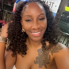 My first time tryin Matcha and Eeeeyuckkk yall be lying 🤮. Now let me add  I ordered the Biscoff matcha and realized I probably needed a straw to get  the full Experience