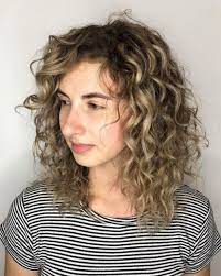 20 Hairstyles For Thin Curly Hair That Look Simply Amazing Thin Curly Hair Medium Hair Styles Curly Hair Styles