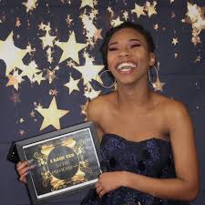 How a Milwaukee organization is changing lives, one dress and one suit at a  time