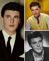 This, along with #JimmieRodgers and #TheCarterFamily, was the foundation  for the commercial success of country music. While #ErnestStoneman did  quite a few acoustic era recordings, he and his family did more professional