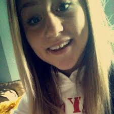 Aimee Lundy's Instagram, Twitter & Facebook