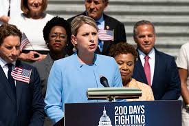 Disgraced former congresswoman katie hill mocks coney barrett's clothes. California Rep Katie Hill Resigns Amid Ethics Probe Pbs Newshour Weekend