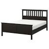 Ein hoher tisch, der beim bett genauso. Https Encrypted Tbn0 Gstatic Com Images Q Tbn And9gctr29lgvbqaapiu0im75d1b38 Jhkvg0jqo2yl Rvg Usqp Cau