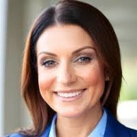 Kelly Eck's Instagram, Twitter & Facebook