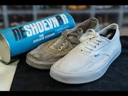 The easiest way to clean white vans or white canvas shoes is using a paste of baking soda and water. 3 Ways To Clean White Vans Shoes Wikihow Cleaning White Canvas Shoes White Vans Shoes White Canvas Shoes
