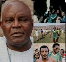 Andile Sixaba's defensive skills in South African football