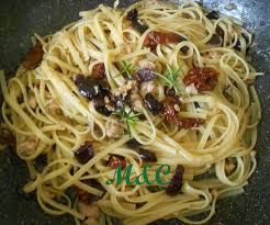 Maybe you would like to learn more about one of these? M Tematicaecucina Pasta Con Pomodori Secchi Capperi Olive E Tonno