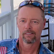 How good is a 32 foot Everglades center console?