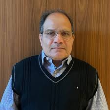 Last week, our senior leadership team came together to celebrate Diwali  with associates at our Pleasanton and Plano campuses, creating moments of  joy and unity.