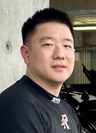 Sam Shi's Instagram, Twitter & Facebook