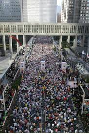 I love that slow grind and squeezing it down. Tokyo Marathon Sunday February 28 2016