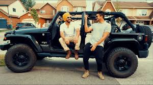 Need to learn how to take the doors off your austin jeep? Jeep Wrangler Top Off Doors Off Youtube