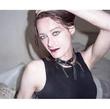 🔴 DID YOU KNOW THAT ABOUT SEX PISTOLS? Sid's real name was John Simon  Ritchie; he and John Lydon (aka Johnny Rotten) were part of a gang called  The Johns. He got