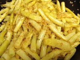 Große auswahl an wax beans. Mom S Wax Beans With Buttered Bread Crumbs Beans Recipe Healthy Yellow Beans Recipe Yellow Wax Beans