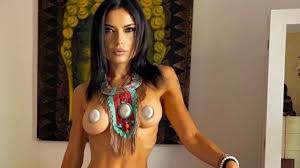 La hija de Verónica Forqué y otros famosos españoles que se desnudan por  dinero en OnlyFans