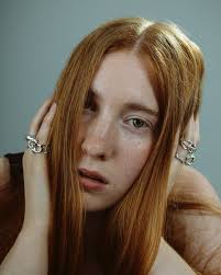 Silver star @dominika_kamanova 🤍 @filipkartousek 📷