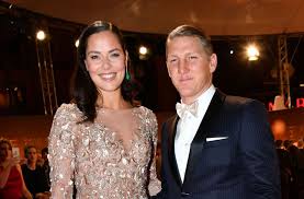 Viimeisimmät twiitit käyttäjältä bastian schweinsteiger (@bschweinsteiger). Es Ist Ein Schweini Das Glamourose Paar Des Sports Bastian Schweinsteiger Und Ana Ivanovic Haben Am Sonntag Einen Sohn Bekommen Stuttgarter Nachrichten