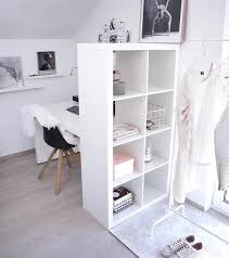 Aus Einem Raum Mach Zwei Gefunden Zuhausebei Janina Mirjam Ikearegram Kallax Meinikea Kallax Regal 59 Euro Home Office Design Home Decor Room Decor