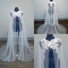 Eine diamantene hochzeit ist ein bewegendes ereignis und die glückwünsche der gratulanten kommen von herzen. Weiss Elfenbein Braut Wraps Spitze Appliques Hochzeit Jacke Braut Mantel Spitze Braut Cape Fur Hochzeit Kleid Nach Mass Hochzeitsjacken Uberwurf Aliexpress