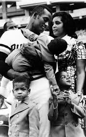 Roberto Clemente as influential as ever 50 years after death