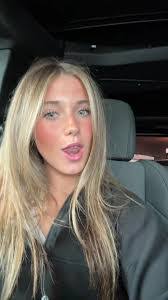 Whitney Venable's Instagram, Twitter & Facebook