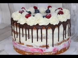 Wie praktisch, dass es mittlerweile etliche rezepte gibt, die superschnell zuzubereiten. Raffaello Torte Mit Himbeerfullung Und Mascarpone Creme Naked Cake Youtube