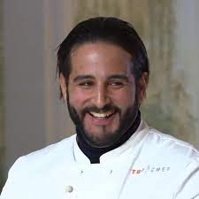 La victoire tant attendue est enfin arrivée, ce mercredi 12 mai. Top Chef Mohamed Remporte Enfin Une Victoire Tres Attendue Gala