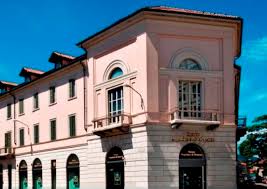 La banca popolare di vicenza chiude 14 filiali in toscana: Un Incontro Per I Risparmiatori Traditi Dalle Popolari Venete