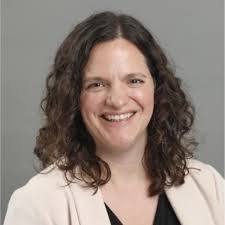 Leslie Eaves's Instagram, Twitter & Facebook