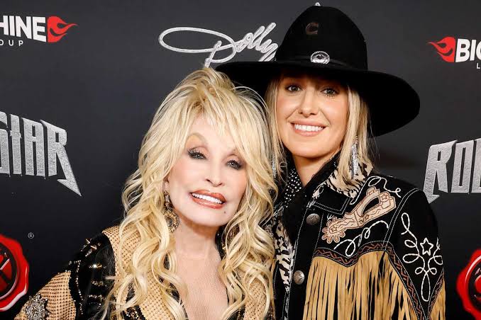 Lainey Wilson Remembers Dolly Parton in Instagram Tribute