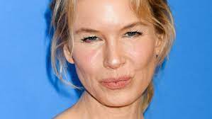 Renée zellweger won her second academy award and first best actress honor for judy, but her see the moment scarlett johansson, renée zellweger and nicole kidman, all nominated for an award at. Renee Zellweger Deswegen Liess Sie Sechs Jahre Nichts Von Sich Horen