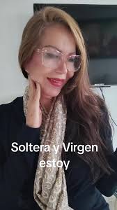 Soltera y Virgen: La Magia de la Juventud a los 60