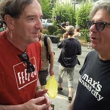 Glenn Tinnin's Instagram, Twitter & Facebook