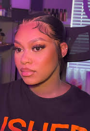 Expecting Mommy Natural Glam 😍🤰🏾 I’m the only MUA that I’ve seen doing  this and I’ve been offering this discount nonstop since 2019 🫶🏾 Text  2485719228 to book your appointment or click the link in my ...