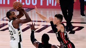 You can follow khris middleton on twitter @khris22m and on instagram @k_mid22. Nba Playoffs 2020 Khris Middleton Comes Up Clutch As Milwaukee Bucks Extend Season With Overtime Win Over Miami Heat Nba Com Canada The Official Site Of The Nba