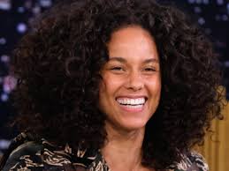 View yourself with alicia keys hairstyles. Here S How Alicia Keys Has Such Flawless Skin Self