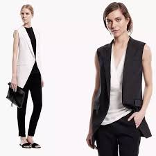 This business attire for women involves cotton blouses, kakis, relaxed dress pants including cotton pants and skirts, knit tops, and closed toe flats. Are Dress Capris Considered A Business Casual For Women Quora