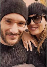 Nach 3 jahren wellen schlagen mit. Tottenham Torwart Hugo Lloris Kaufte Ein 15 000 Wachhund Vor Der Dele Alli Raub Aktuelle Boulevard Nachrichten Und Fotogalerien Zu Stars Sternchen