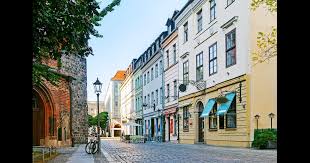 Also read 72 reviews of economy rent a car in newark & find all economy rent a car pick up locations in newark. Europcar Car Rentals In Berlin From 24 Day Kayak