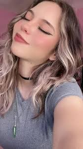 Leydi Lopez's Instagram, Twitter & Facebook