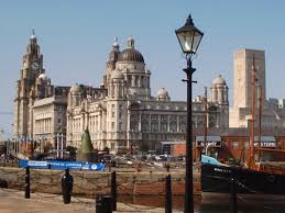 It's a city of creative types, music lovers, culture addicts and friendly faces. Liverpool City Tour England Youtube