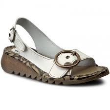 Sandals Fly London Tramfly P500723004 Off White Casual Sandals Sandals Mules And Sandals Women S Shoes Efootwear Eu
