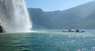 Kayaking In Desolation Sound Near Powell River Explorebc One Of My All Time Favorite Places Powell River Sea Kayaking Kayaking