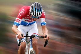 Van der poel deed alleen de eerste twee world cups, won beide short tracks en eindigde als tweede in één xco voordat hij naar de tour de france vertrok. Mathieu Van Der Poel Wil En Zal Niet Kiezen Tussen Tourdebuut En Olympische Spelen Een Puzzel Maar We Leggen Hem Wel Wielrennen Hln Be