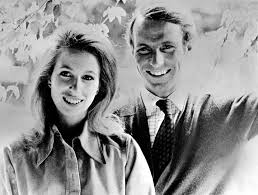 The wedding of princess anne to timothy lawrence. These Tragedies Led To The Demise Of Princess Anne S First Marriage