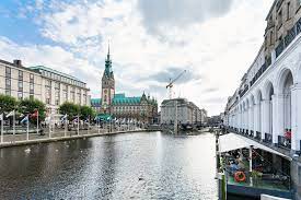Hotels near (ham) hamburg airport. Die Alster Opium