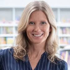 I spent 90+ minutes coaching a friend earlier this week (that could be seen  as a competitor)... for free. Most people would think that's crazy. But  here's what most people get wrong