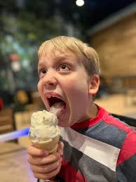 We had a blast this past weekend at Great Wolf Lodge with our boys! Cash  even did the drop down slide with me, no fear at all 💯